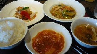 リーズナブルなランチもあります