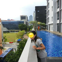 ４Ｆにはプールあり、宿泊者は無料で利用できる