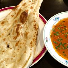 バターチキンカレーとナン
