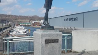 思いがけないところでこの像に出会った