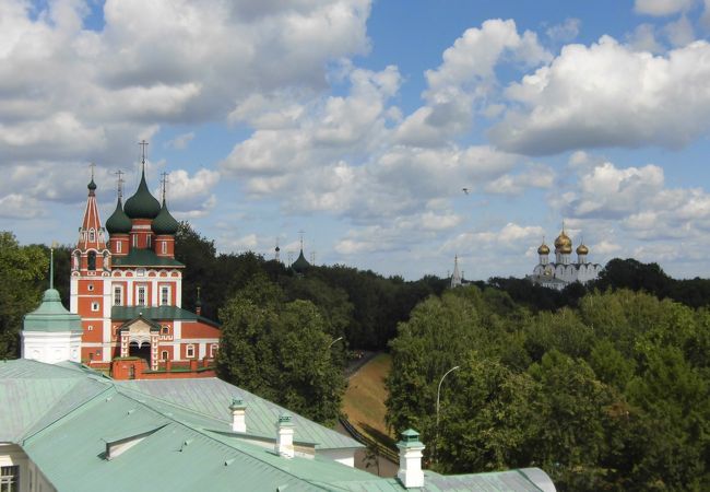 ヤロスラヴリの世界遺産の修道院