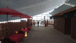 早朝のはねだ日本橋