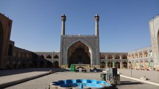 少し古い時代のモスク