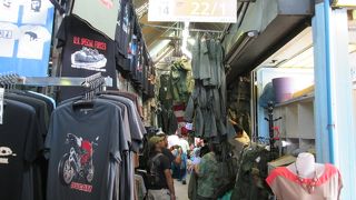 カジュアルの衣服が多い