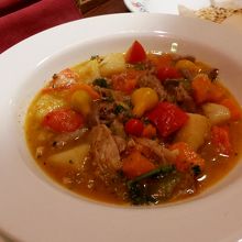 ラム肉の煮込み　1720円