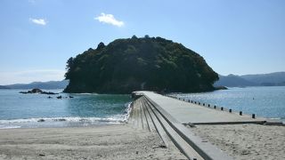 大津波の被害が遺っていました