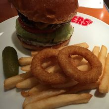 ボリューミー！