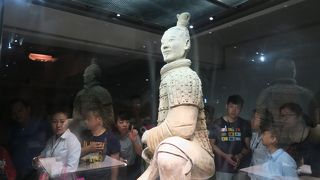 パスポート提示で、無料で見学