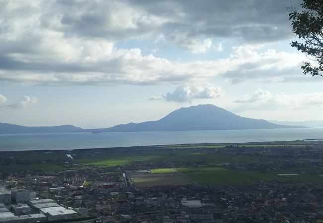 公園からの眺めが良いです。