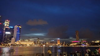 夜景は綺麗ですが