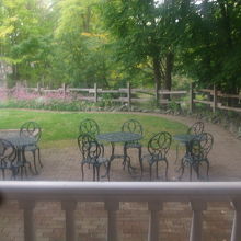 テラスで休憩も出来ます