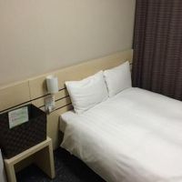 お部屋は手頃のサイズ