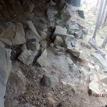 石垣用の採石跡