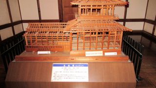 広島城の時計台