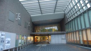 お洒落な格好良い建物