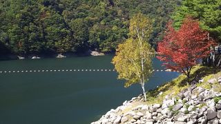 雁坂みち沿いの広瀬ダム