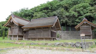 八百萬の神々が集う場所