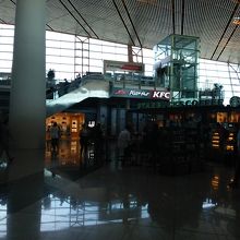 ケンタの看板あるのに店無いし！