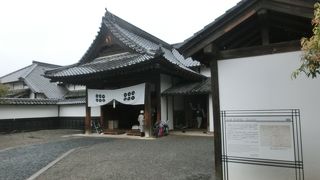 ボランティアの方が説明をして下さいます