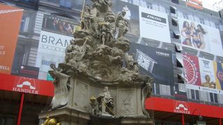 中欧の街に必ずある三位一体像