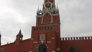 赤の広場に面する塔