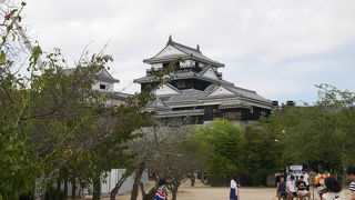 山の上！松山城！！