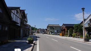 往年の賑わいを感じる歴史道