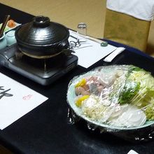 京野菜の鍋。自分で盛り付け。二回に分けて満腹。