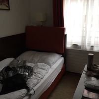 狭くて古いけど清潔で全て揃っています。