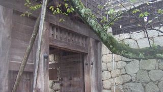 太鼓櫓がある門