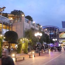 夕方のハーバーの雰囲気が良いです