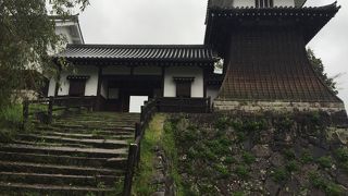 岩村城址に登る前に是非