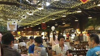 生バンドも見れる