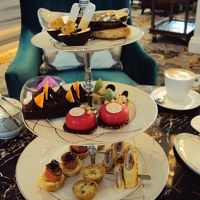 アフタヌーン・ティーです。かなりスイーツ感が強いです。