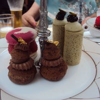 ロイヤルの上段のスイーツです。