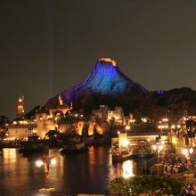 ショー開演直前のハーバー