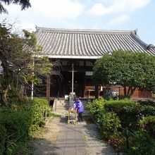 本堂。