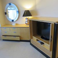 テレビは見ないので、仕舞えるのが落ち着きます。