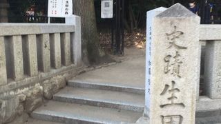 生田神社の裏