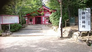 神聖な雰囲気の神社