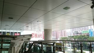 フードコートもあります