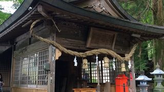 小さな神社です