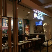 マーライオンが立っています