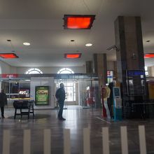 ナンシー駅構内