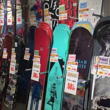 3階 スノボグッズ売り場