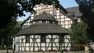 木造の教会です。