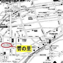 石和の駅から南に進むと広い駐車場があり、信玄公の像が見えます