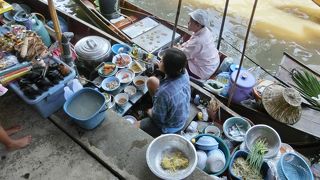 ツアーで行くのがおすすめです