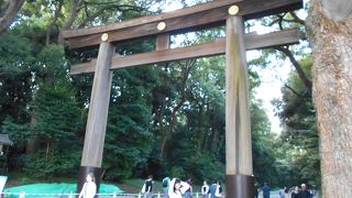 自然の中にある神社