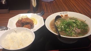 御堂筋線改札近くです